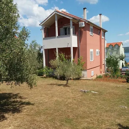Mare - With Large Terrace